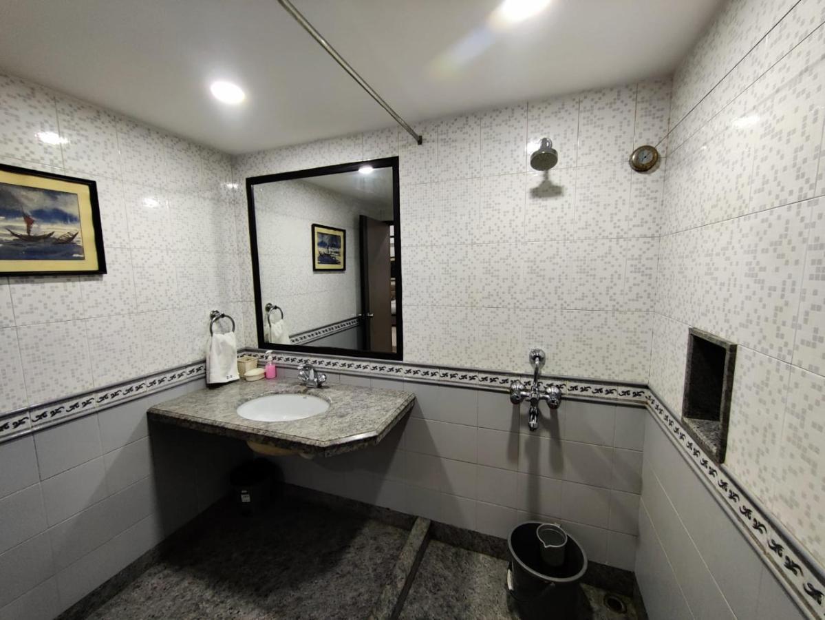 Elgin Suites Calcutta Exteriör bild
