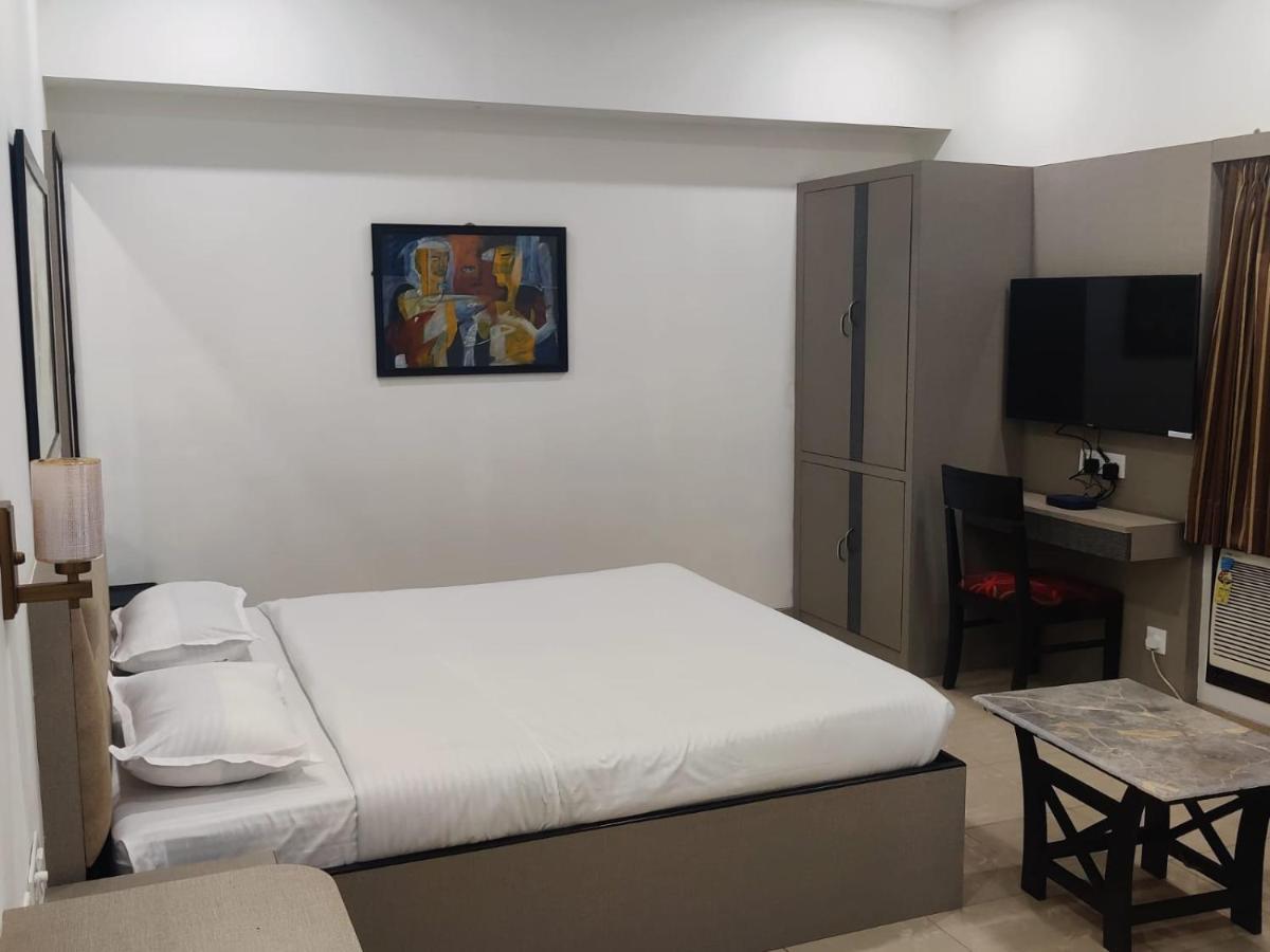 Elgin Suites Calcutta Exteriör bild